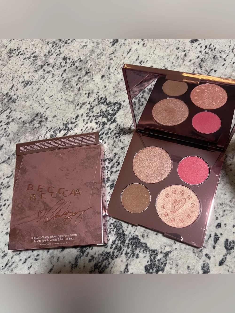 Becca BECCA X CHRISSY TEIGEN Glow Face Palette